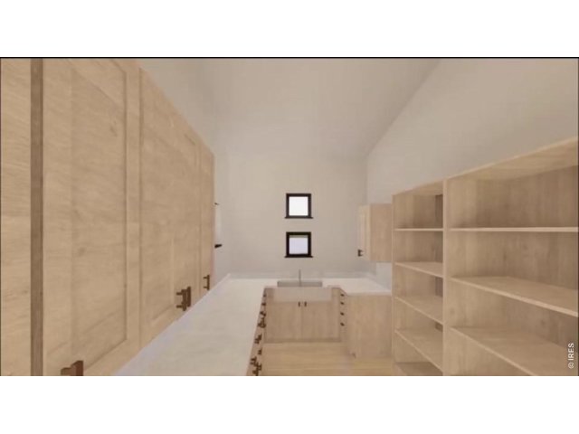 Property Photo 7 Hugh walk-in Pantry