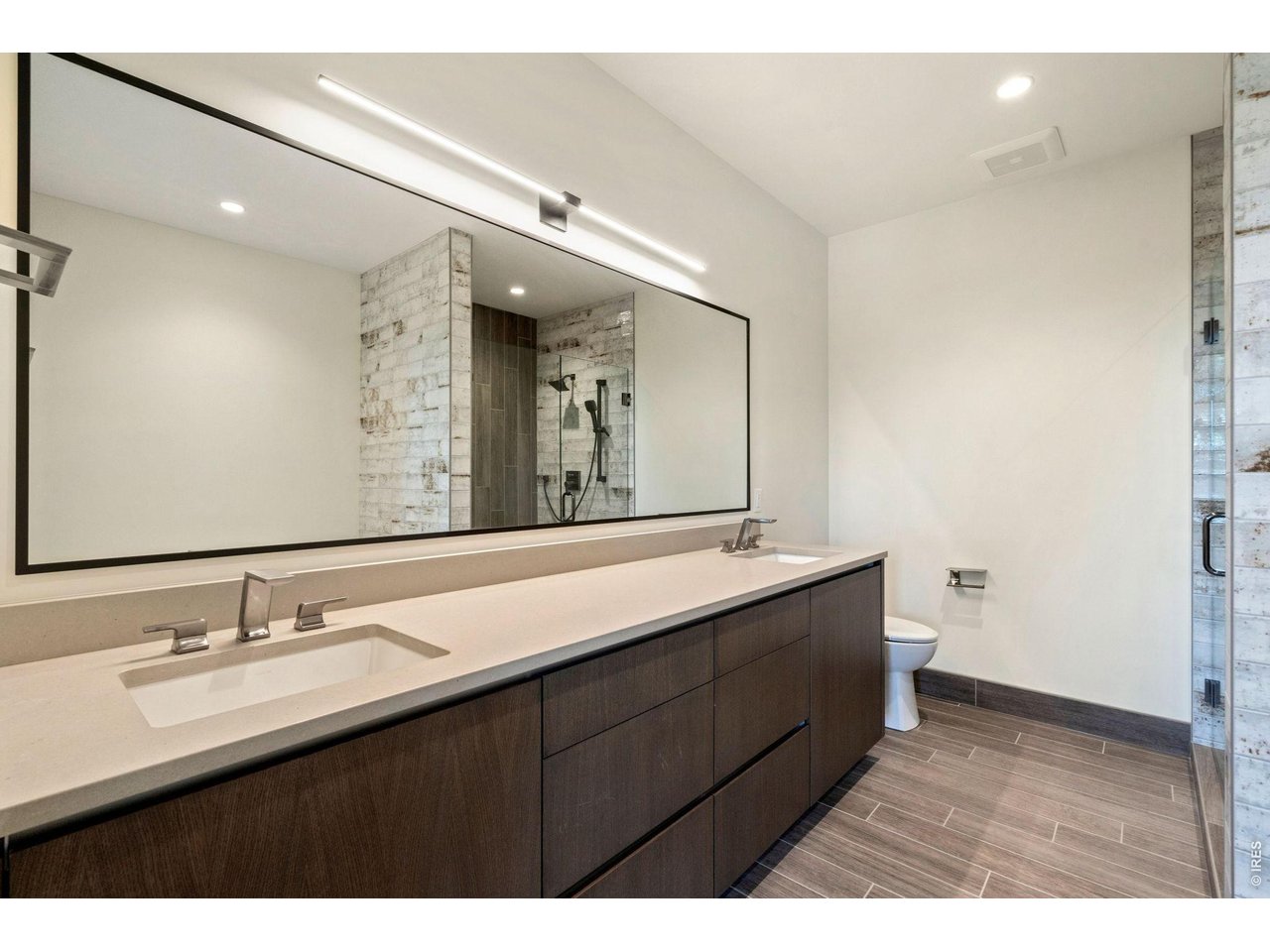 5 piece primary bathroom