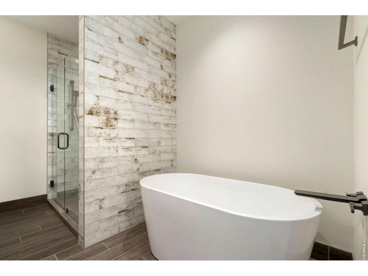 Stand alone tub in primary bathroom