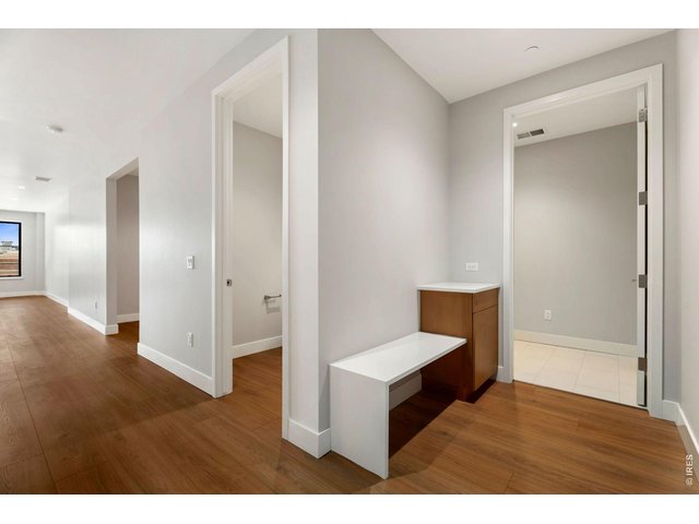 Property Photo 11 functional fourier