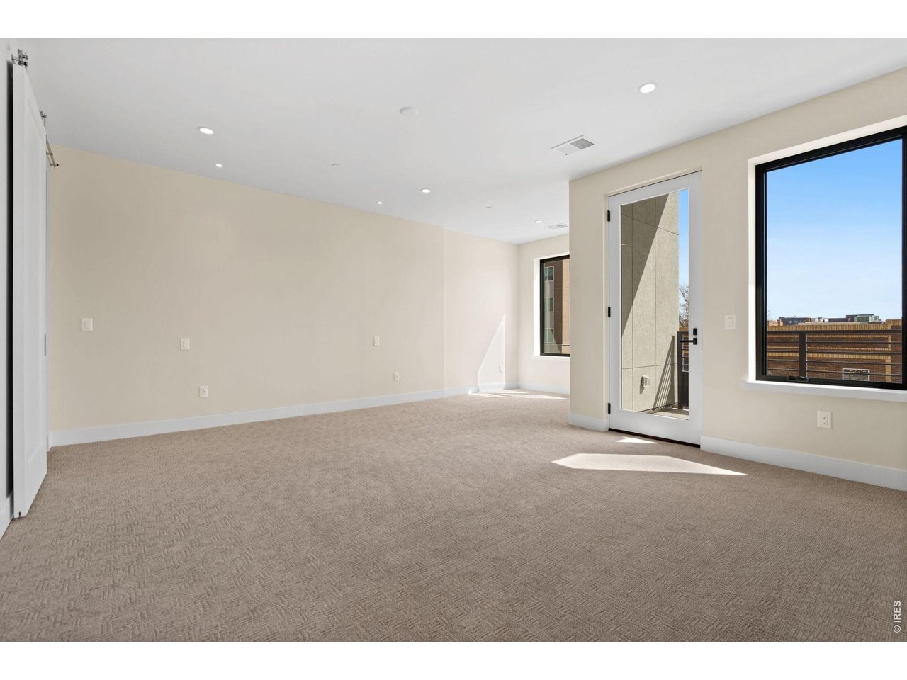 Large primary ensuite