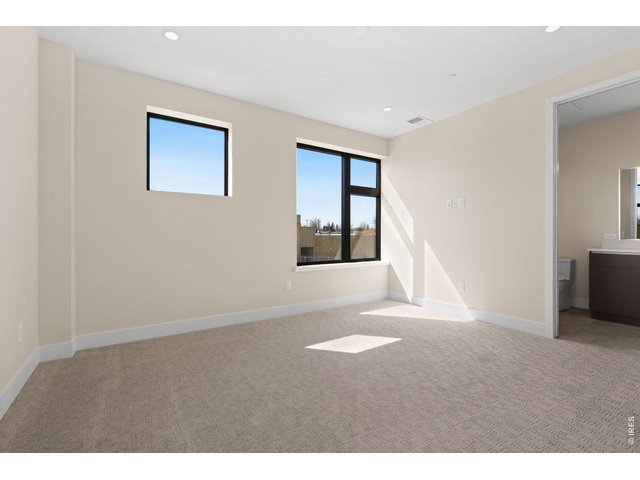 Property Photo 21 Bedroom 2 ensuite