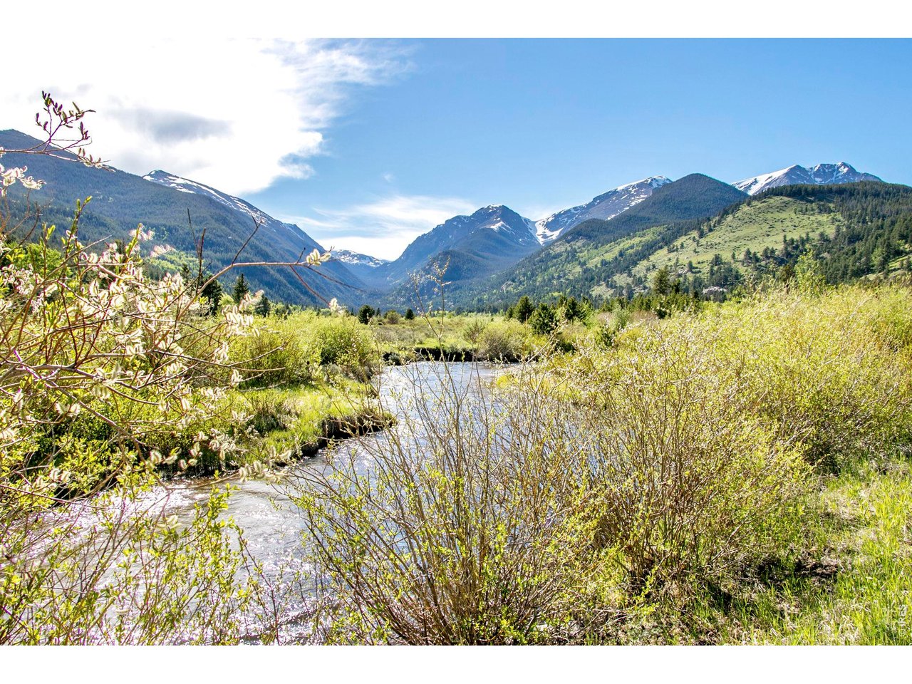 Make Estes Park home and enjoy Rocky Mountain National Park everyday! 