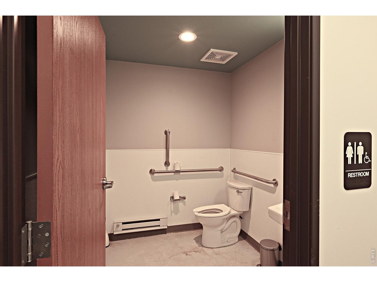 Property Photo 14 