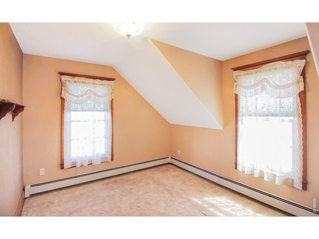 Property Photo 27 Southeast bedroom 11x10