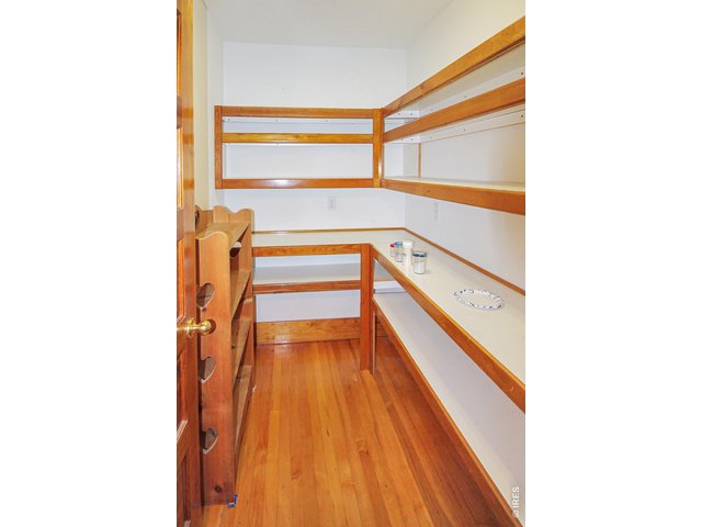 Property Photo 19 Large pantry off kitchen