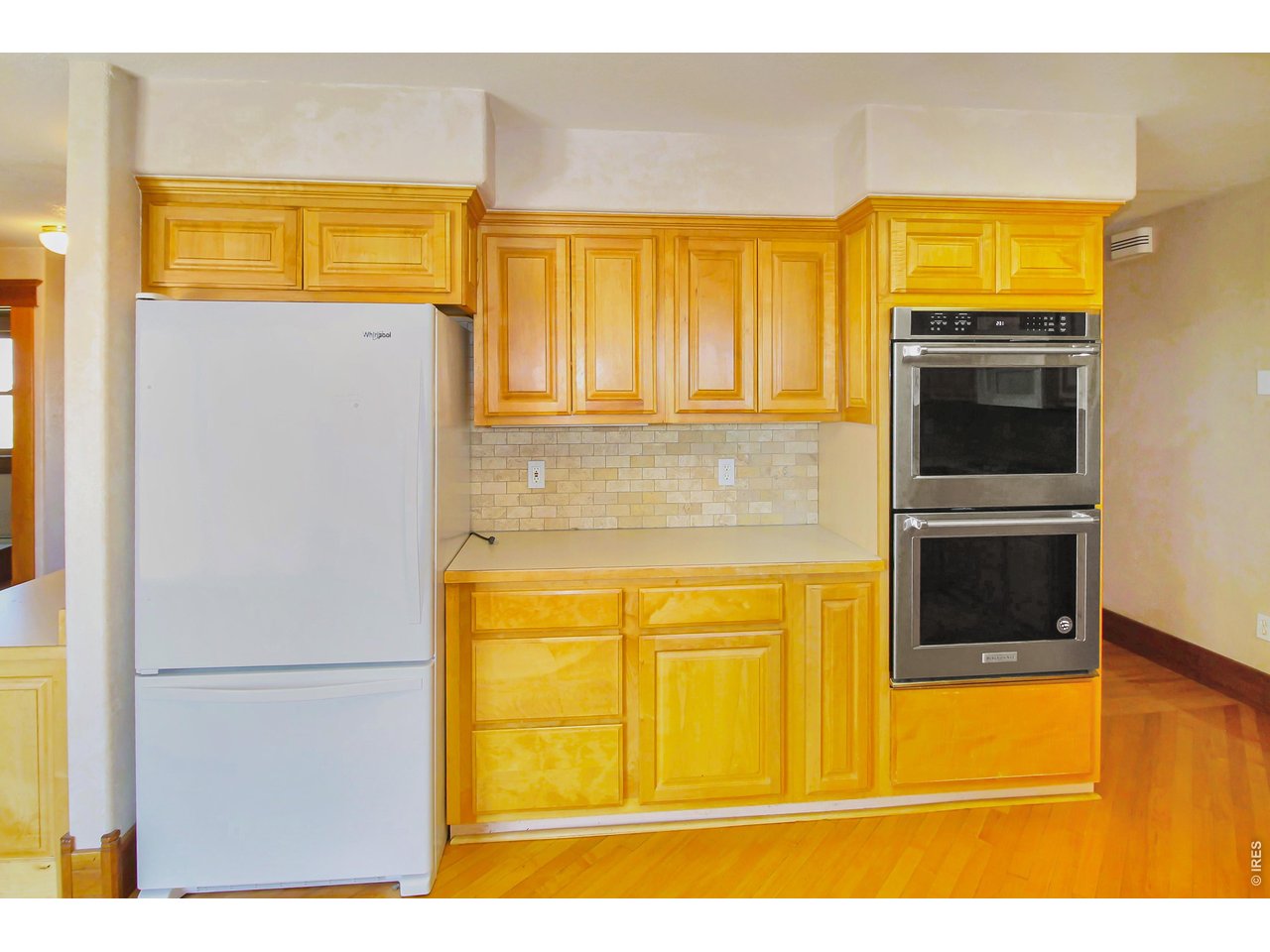 Property Photo 18 Kitchen