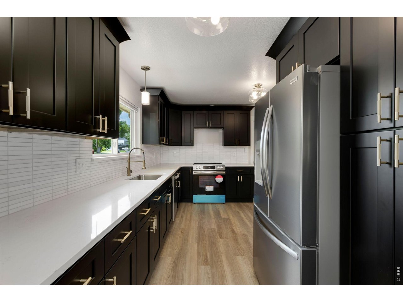 Beautifully updated kitchen