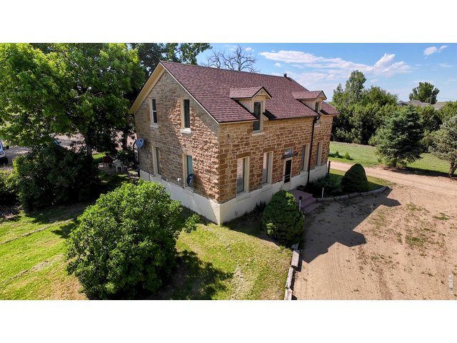 Property Photo 1 