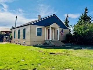 432 LaFever St Walden, CO 80480
