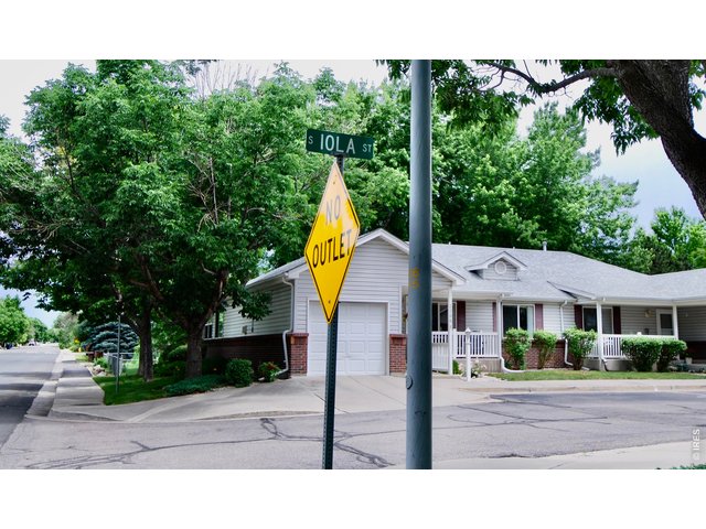 Property Photo 9 S Iola Private Street Community
