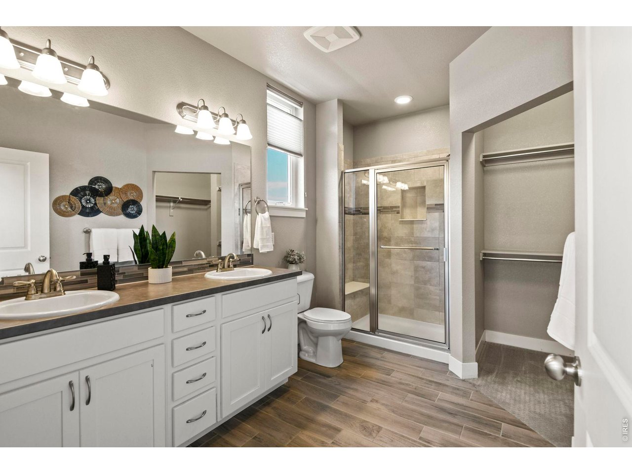 Primary Ensuite Bathroom