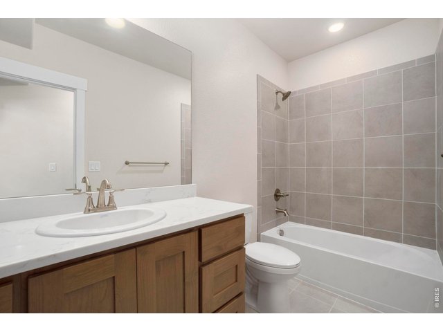 Property Photo 31 Basement Full Bath