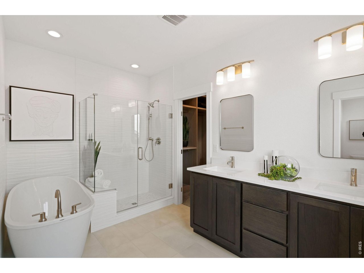 Luxurious Primary Bath