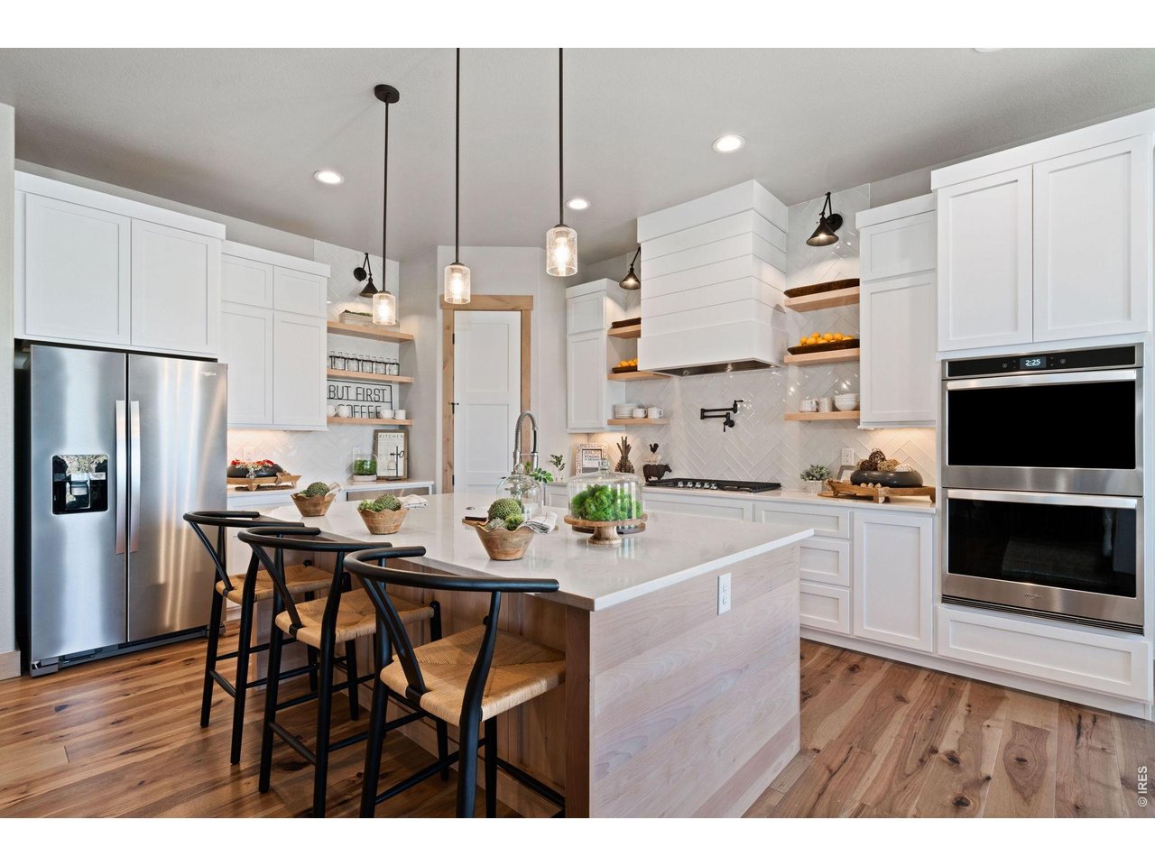 Upgraded Gourmet Kitchen