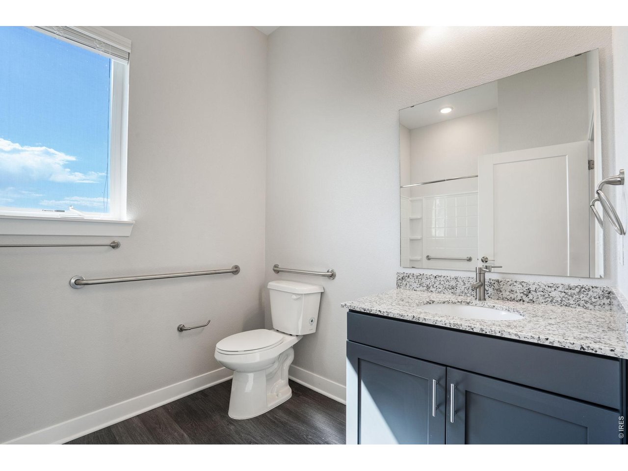 Full bathroom next to the primary bedroom