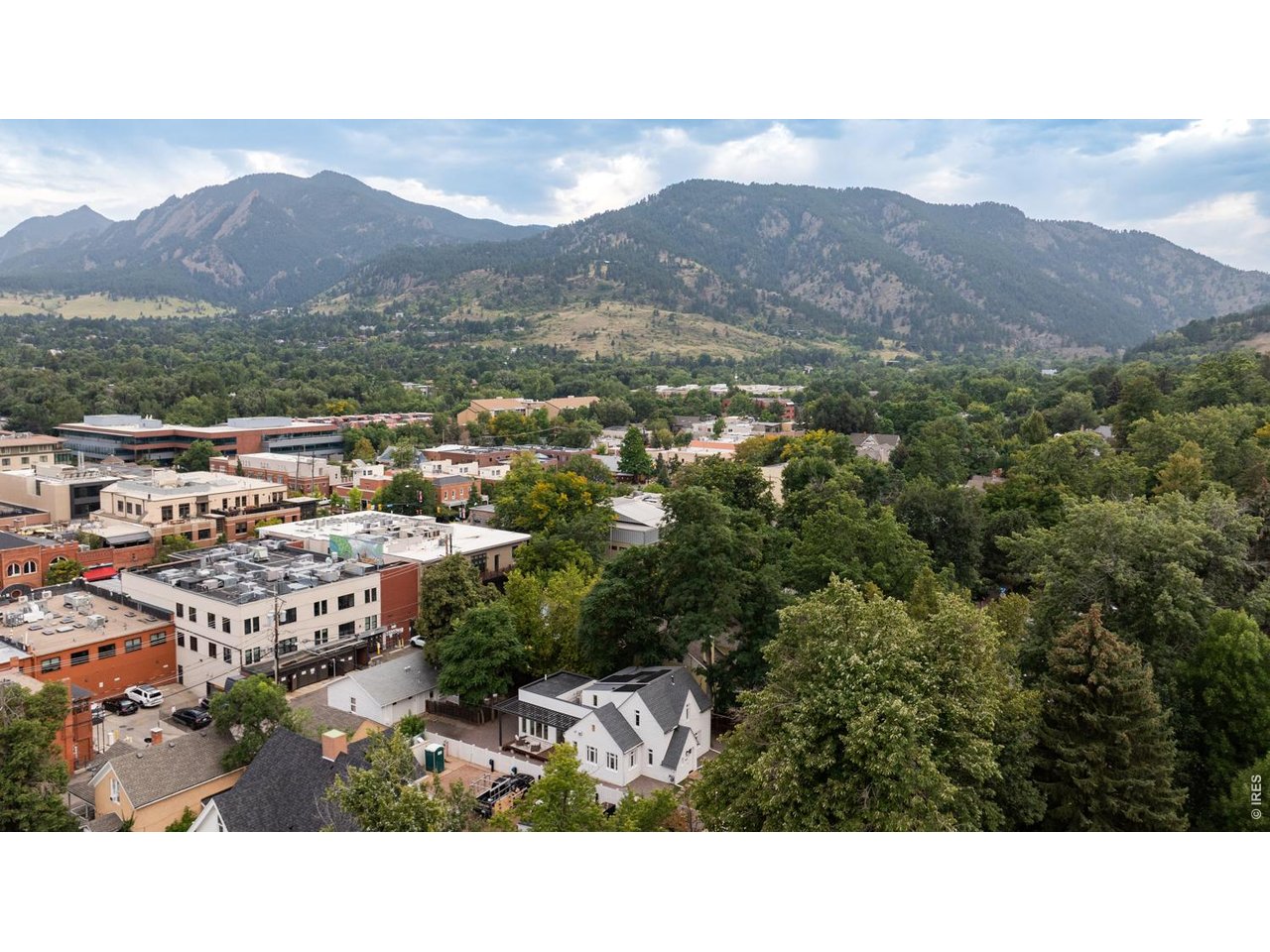 Iconic location, next to West Pearl