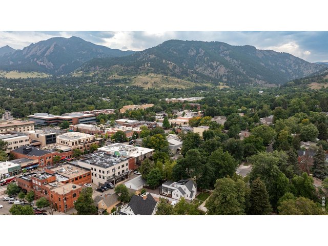Property Photo 44 Steps to Sanitas Trailhead, Settler's Park and world class biking.