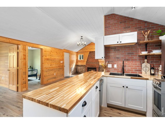 Property Photo 16 