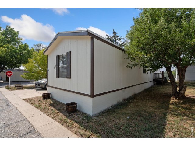 Property Photo 3 Fresh exterior paint. 2 Car driveway.