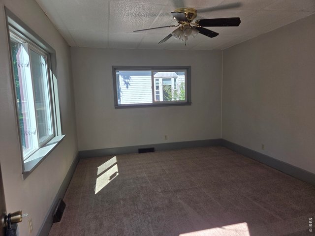 Property Photo 7 living Room
