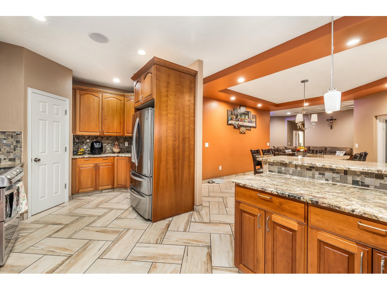 Beautiful Open Kitchen