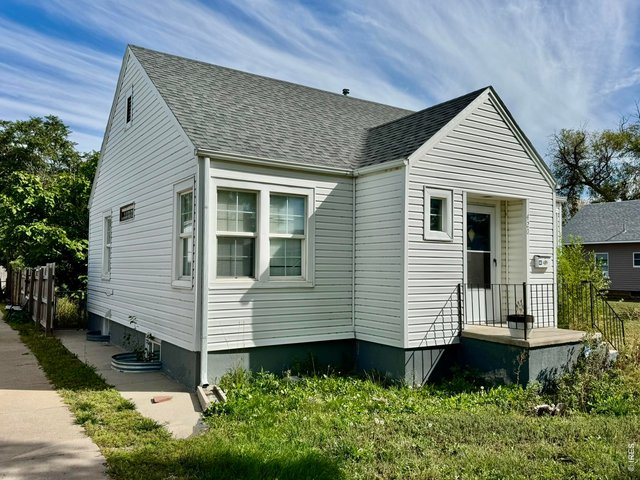 Property Photo 1 