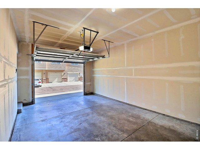Property Photo 31 Attached 1-Car Garage