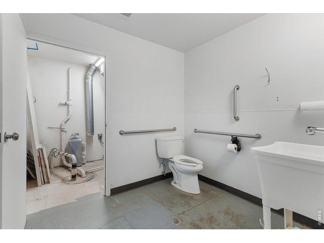 Property Photo 32 Shop Bath