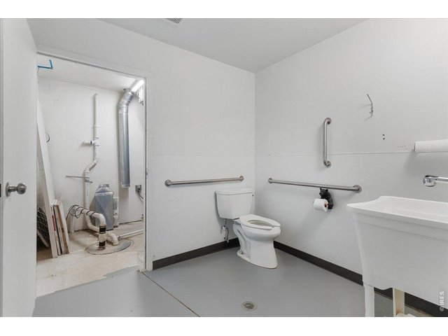 Property Photo 41 Shop 1/2 bath with deep sink