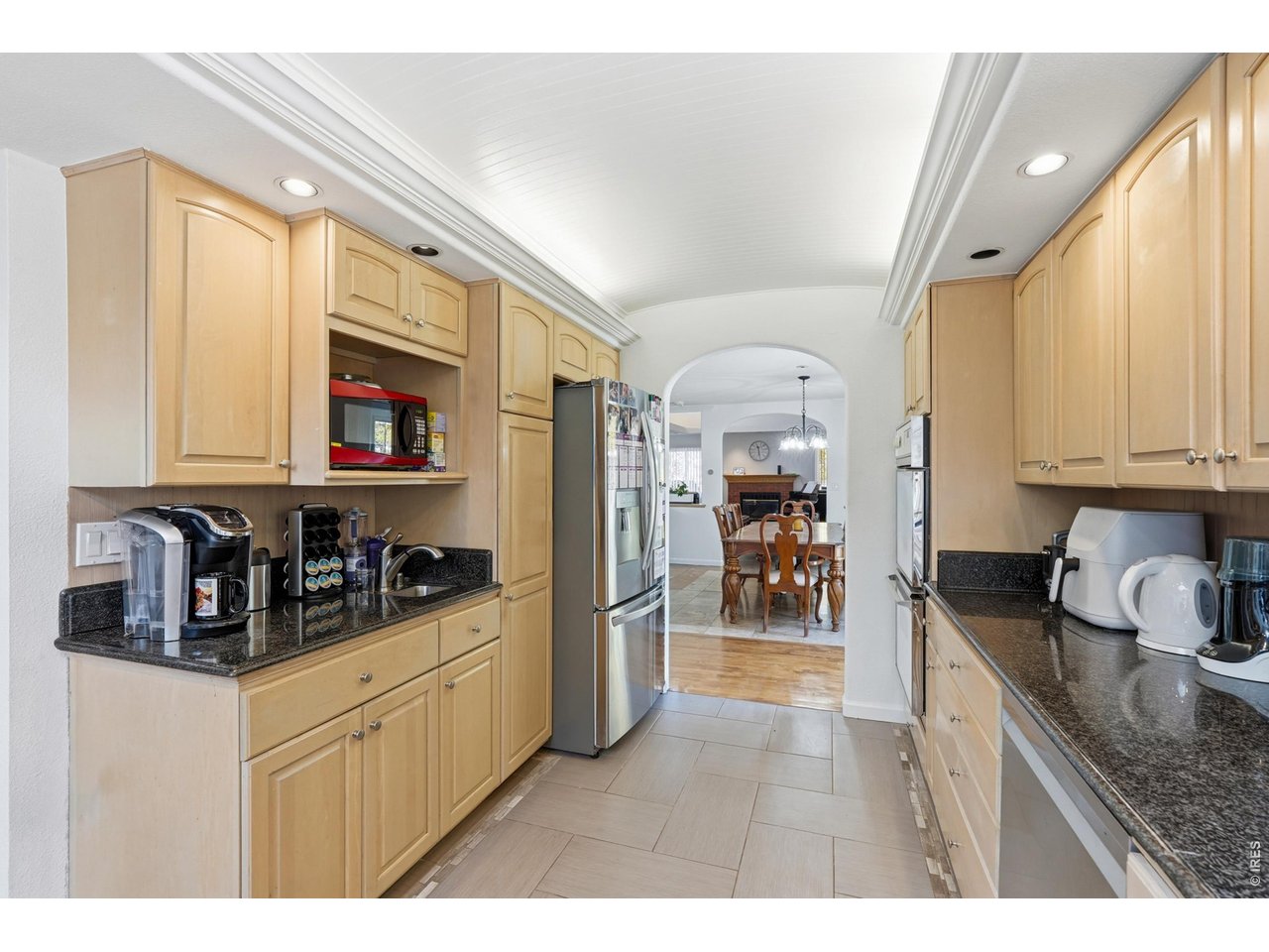 Great flow with the dining room into the kitchen. 