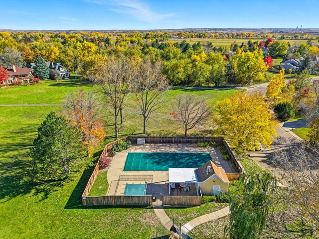 Property Photo 29 HOA Pool