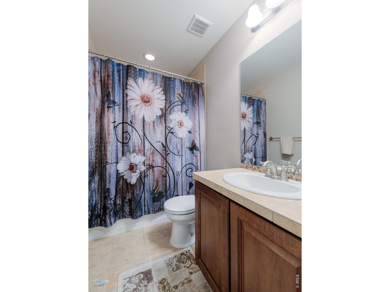 Full Bath For Bedroom #2