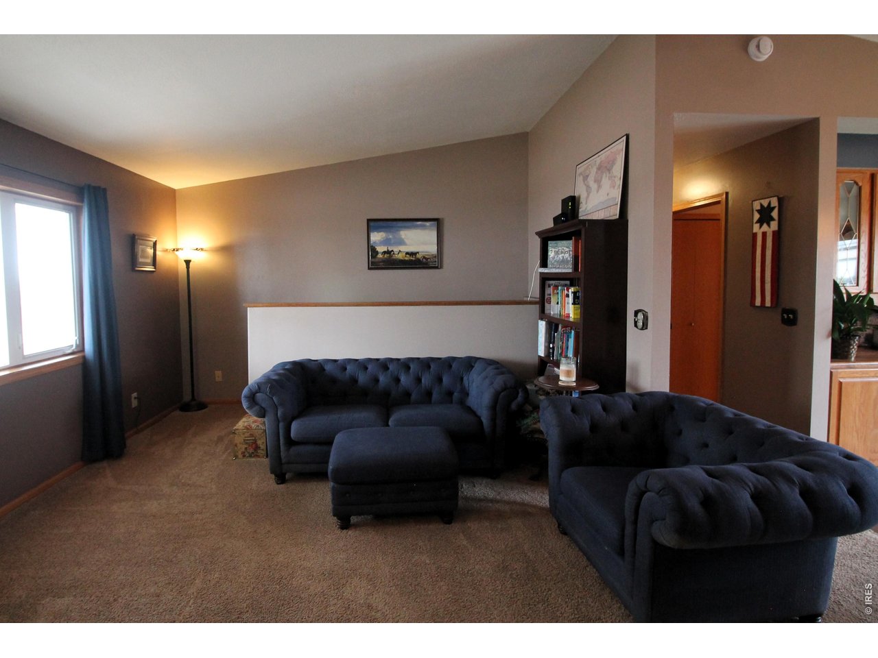 Property Photo 9 Livingroom