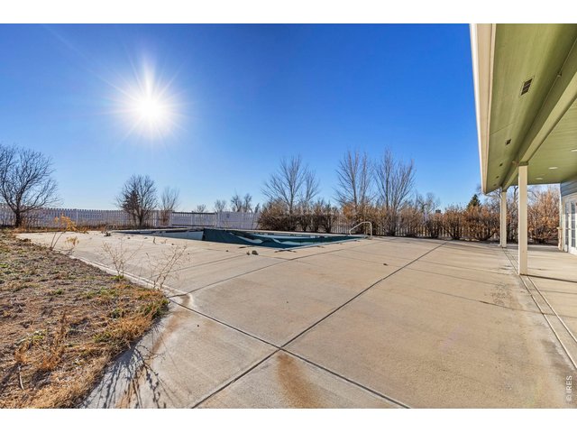 Property Photo 32 