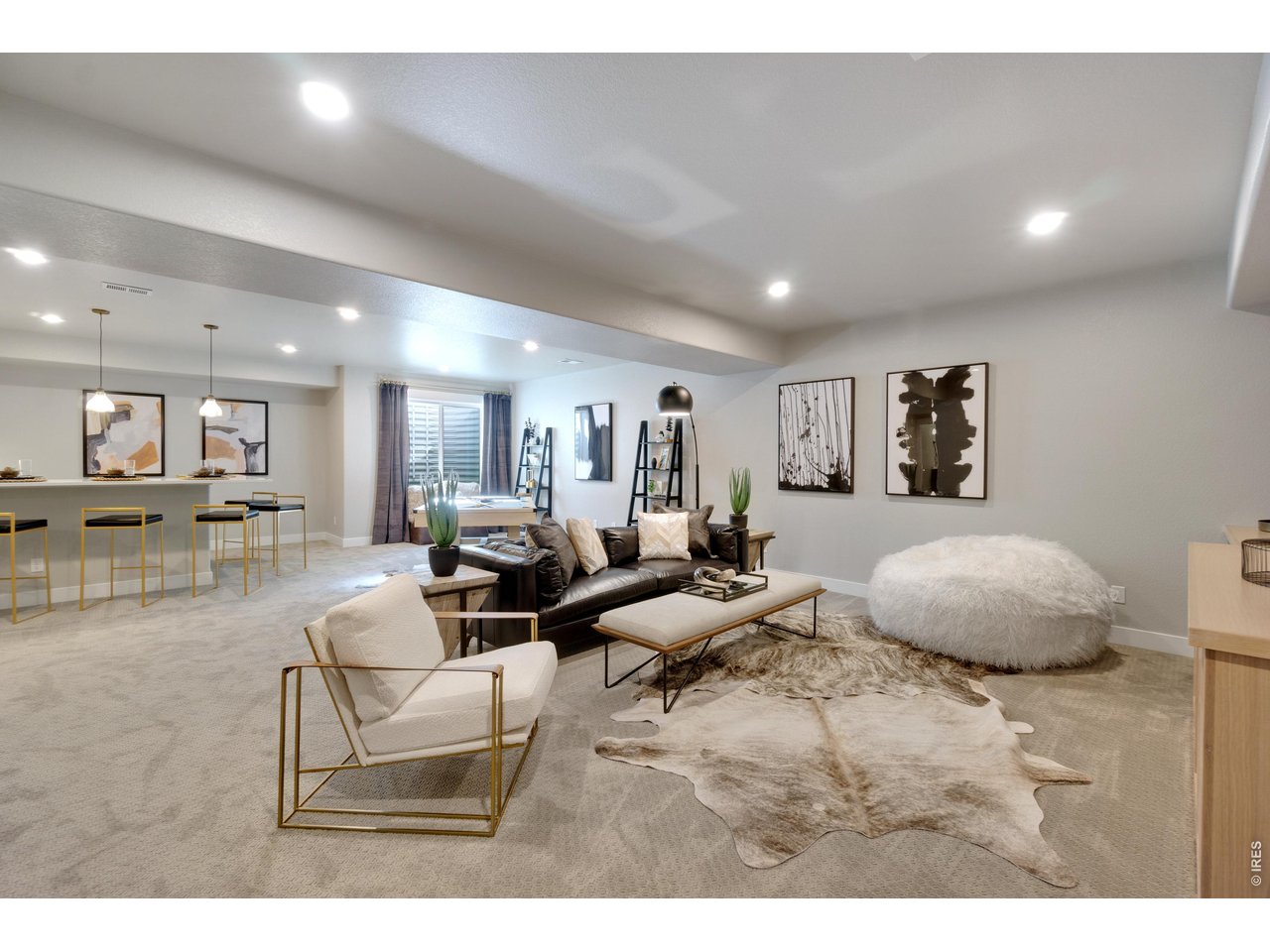 Plenty of Room for Entertaining! 