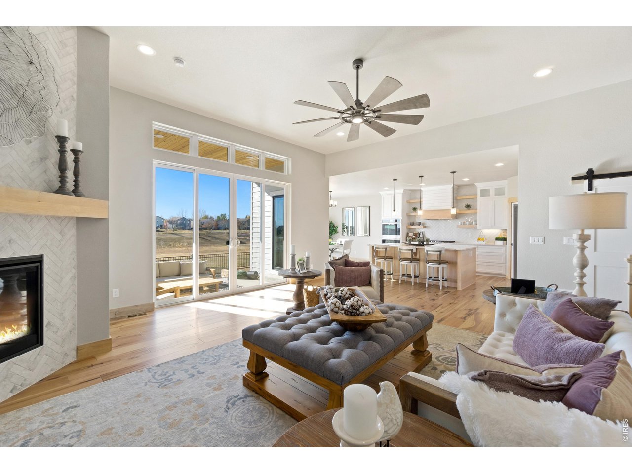 Open Floor Plan!