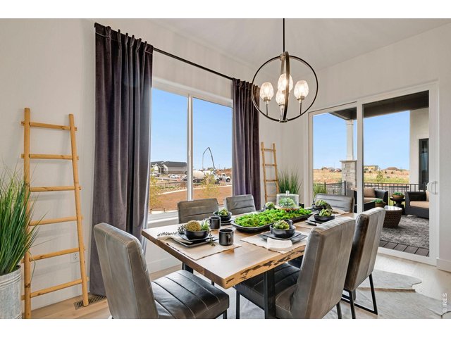 Property Photo 15 Eating Area off Kitchen