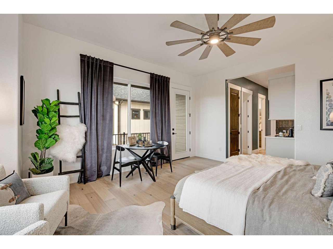 Main Floor Guest Suite
