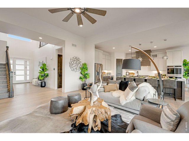 Property Photo 7 Open Floor Plan! 