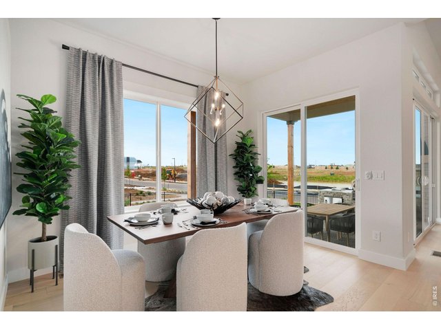 Property Photo 12 Dining Area off Kitchen