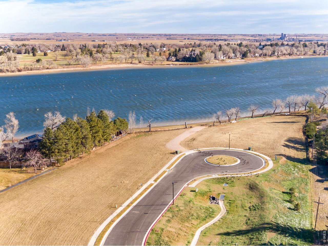 Direct Water Access at the end of Quiet Cul-De-Sac