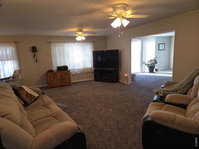 Property Photo 8 Living Room