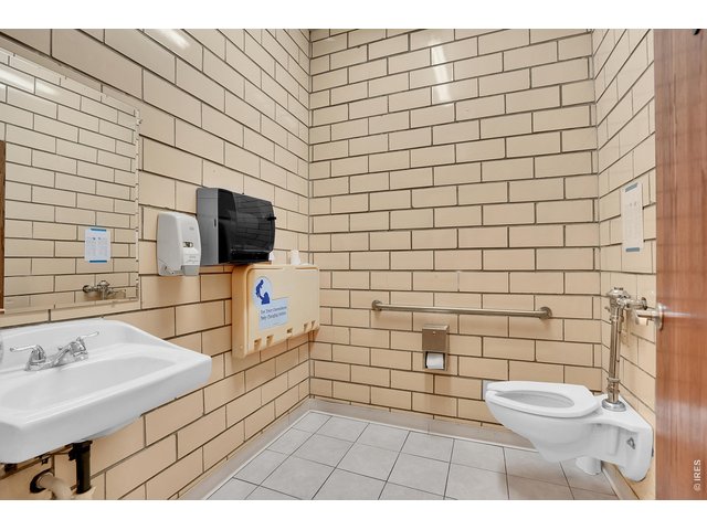 Property Photo 17 