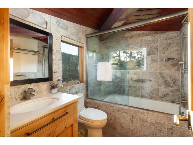 Property Photo 33 Limestone bath countertops 