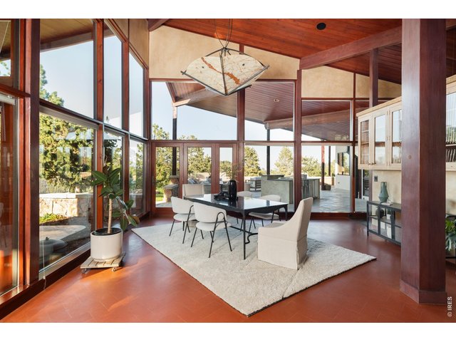 Property Photo 16 Jaw dropping views from the dining room!