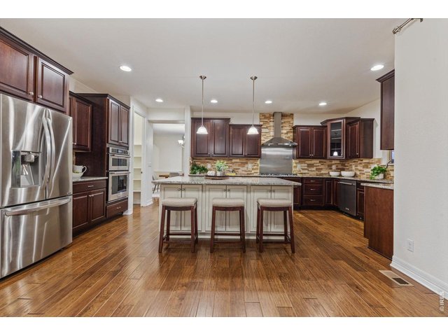 Property Photo 15 Kitchen 