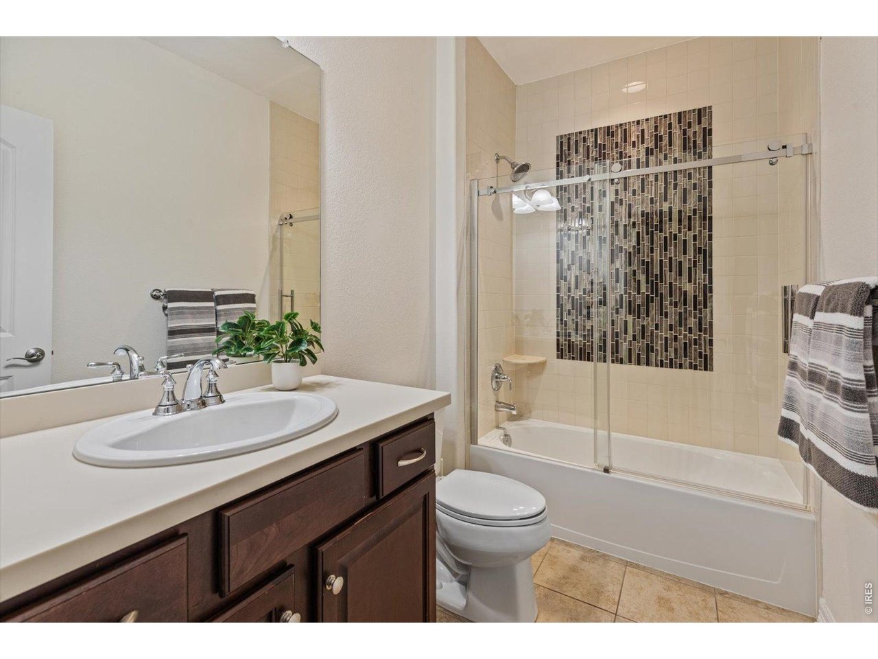 ensuite bathroom