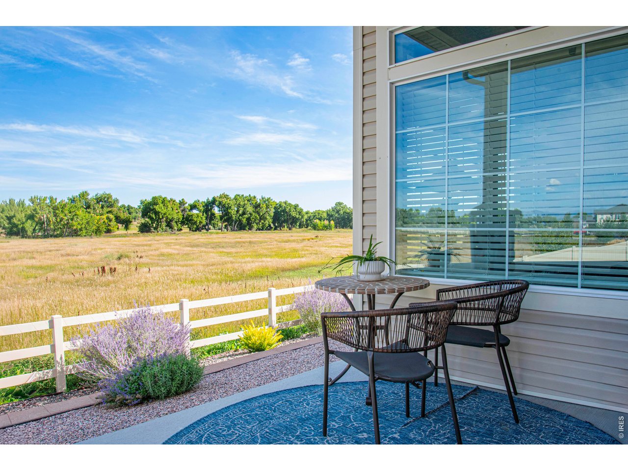 Covered Patio Large Open Space 