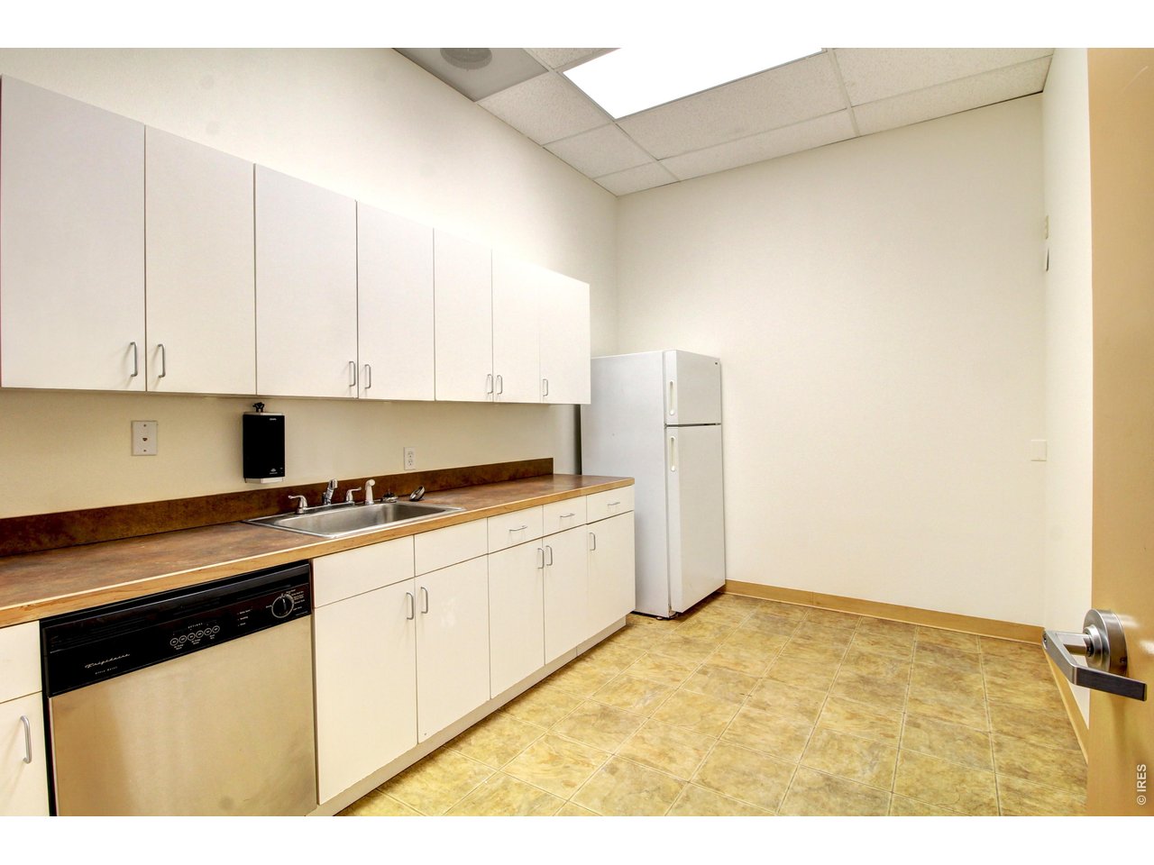 Property Photo 3 Suite 200
